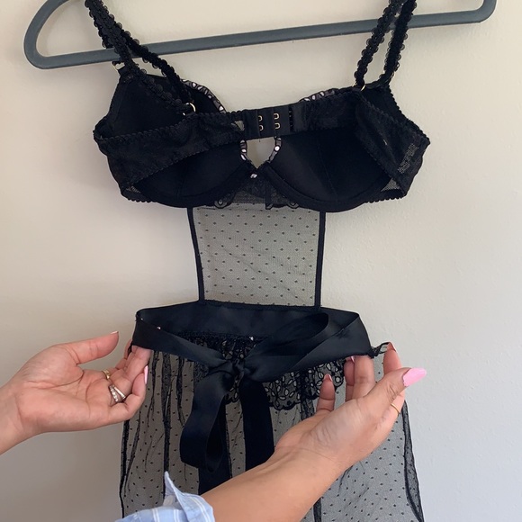 Victoria’s Secret Lingerie Piece - Picture 4 of 6